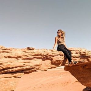 Meet your Posher, Sarah